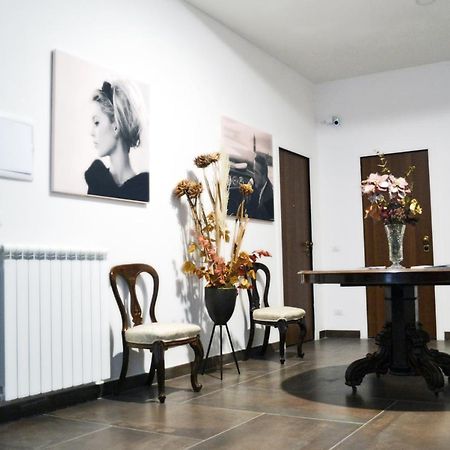 Questo Rinascimento Casa Audrey Napoli Exterior foto