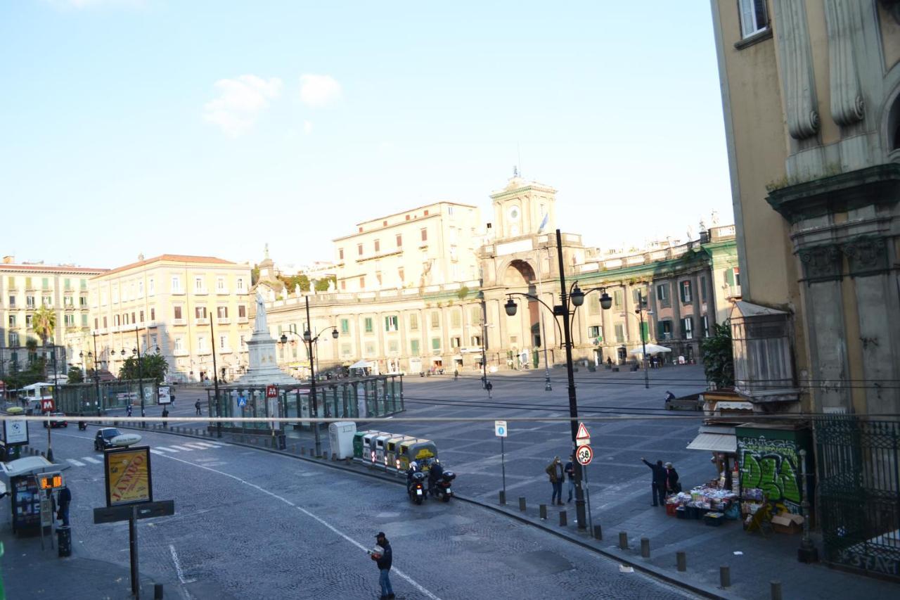 Questo Rinascimento Casa Audrey Napoli Exterior foto
